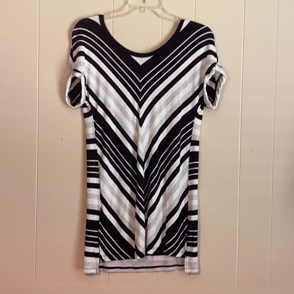 Black and white striped S